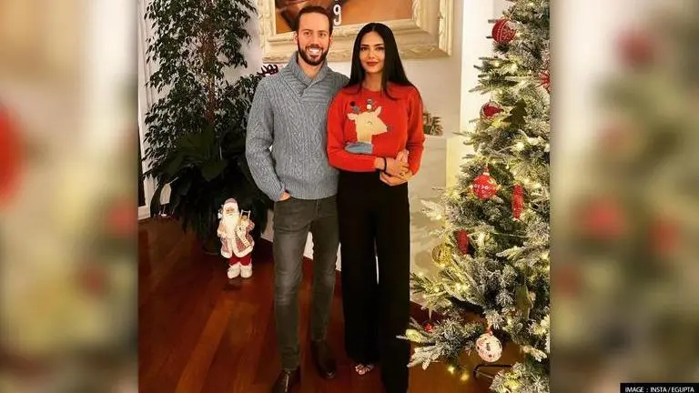 Esha Gupta shares a special post to mark boyfriend Manuel Campos Guallar's b'day; See pics Esha Gupta