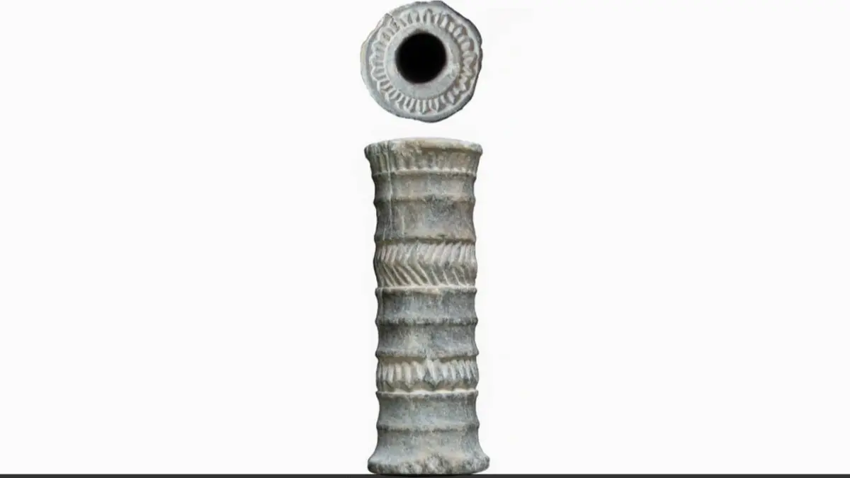 Researchers Discover Red Lipstick Dating Back To 4,000 Years In Iran Researchers Discover Red Lipstick In Iran