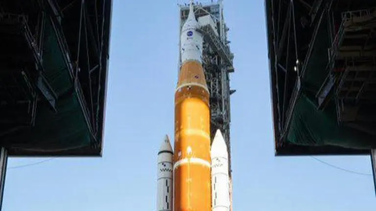 Artemis I moon rocket will return to launch pad for 'dress rehearsal' in early June: NASA Artemis I