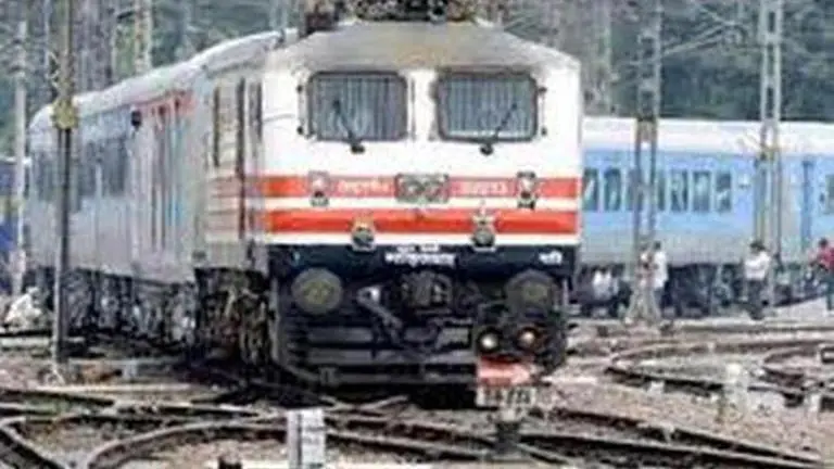 302 Shramik Special trains run so far, around 3.4 lakh migrants ferried: Railways