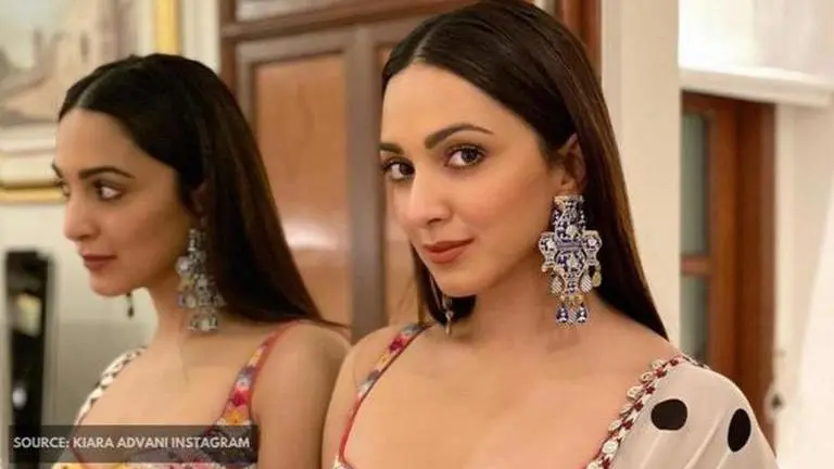 Kiara Advani to bring Lijjat Papad's success story in Ashutosh Gowariker's 'Karram Kurram' kiara advani