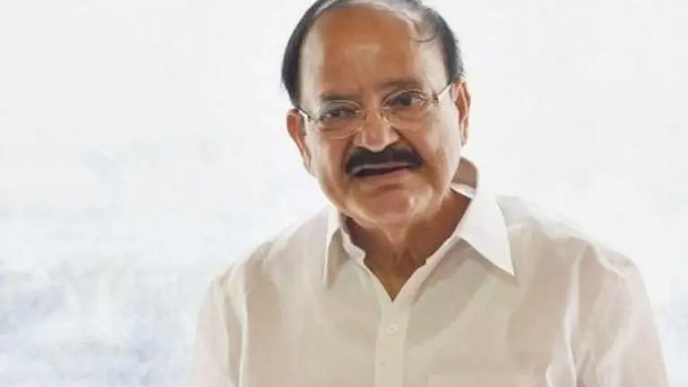 India at 'decisive point in regaining economic growth, says Vice President Venkaiah Naidu India