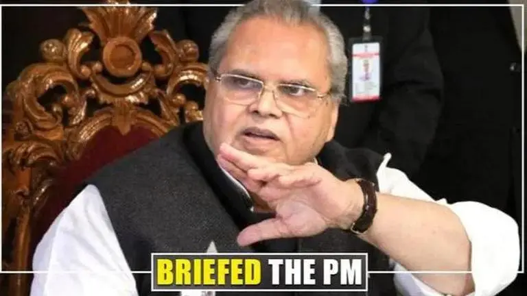 J&K Governor briefs PM Modi on the ground situation in state J&K