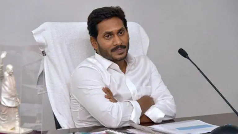 AP govt urges Railways to provide one intermediary stop for special trains