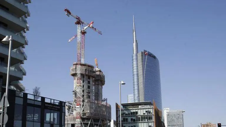 As virus shuts down cities in Europe, pollution drops As virus shuts down cities in Europe, pollution drops