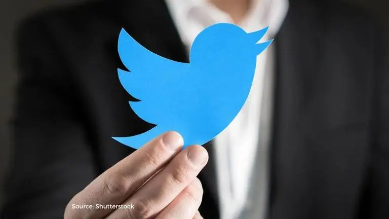 #WeMetOnTwitter trends on Twitter, gets hijacked by hilarious memes #WeMetOnTwitter