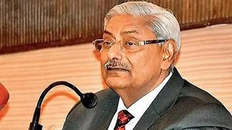 Lawyer's bodies differ over Justice Arun Mishra's praise for PM