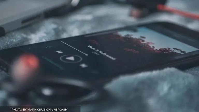 apple music not loading