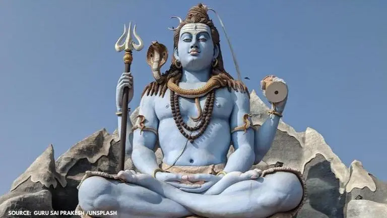 Nag Panchami Messages in Marathi to share with your near & dear ones nag panchami messages in marathi