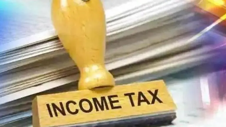 Income Tax Department raids 27 locations across Mumbai, Delhi; cash worth Rs 1.4 Cr seized Income Tax
