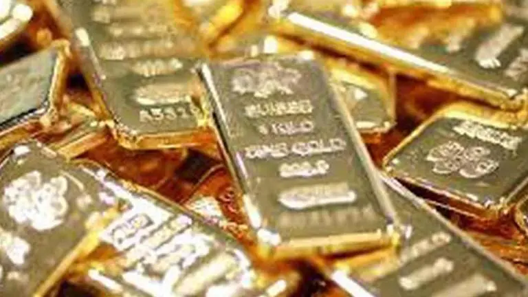 Gold prices plummet Rs 766, silver also tumbles Rs 1,148 Price