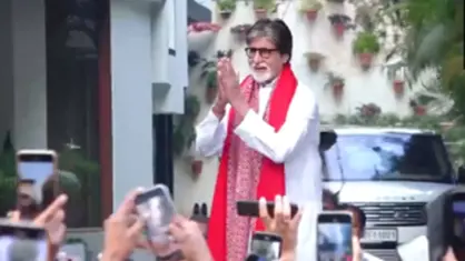 Amitabh Bachchan's Traditional Look Steals Spotlight During His Fan Meet And Greet Session At Jalsa Amitabh Bachchan