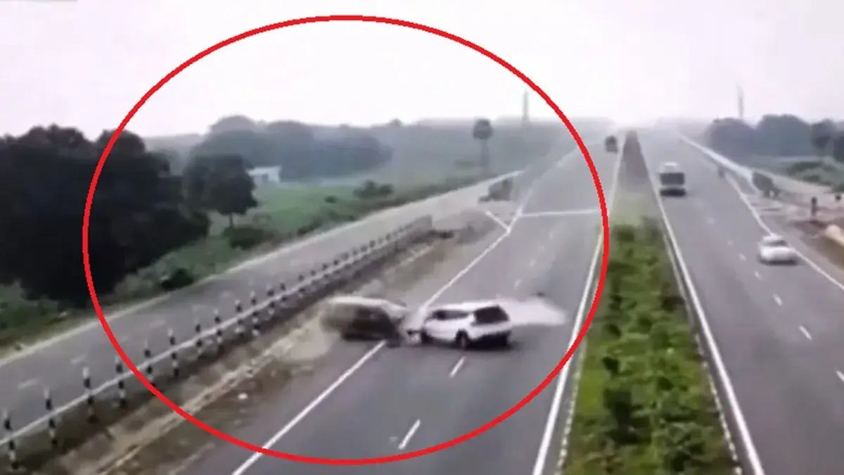 Disturbing video of fatal collision in Andhra Pradesh emerges, 3 dead | WATCH Andhra Pradesh Road Accident