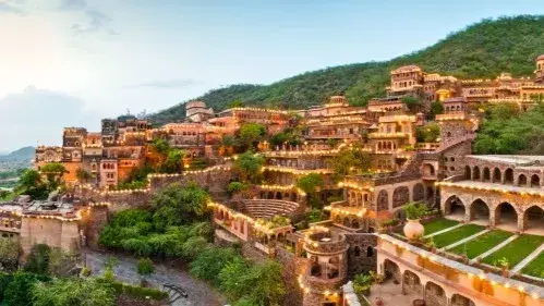 Neemrana fort palace