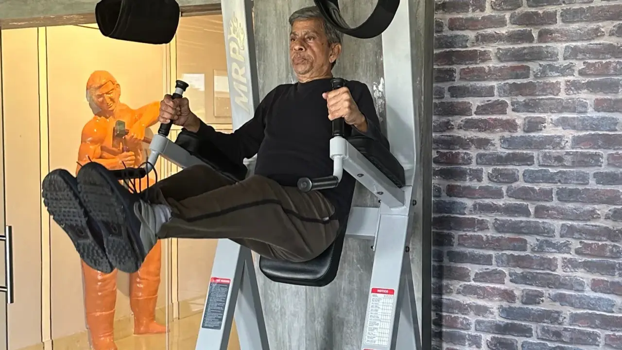 80-year-old retired IPS officer stuns netizens with his rigorous exercise regime | SEE PICS 80, retired IPS officer stuns netizens with his rigorous exercise regime.
