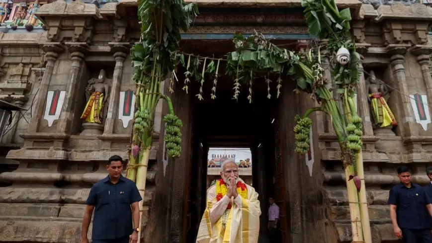 PM Modi Offers Prayer at Sri Ranganathaswamy Temple Ahead of Pran Pratishtha Offers Prayer at Sri Ranganathaswamy Temple Ahead of Pran Pratishtha