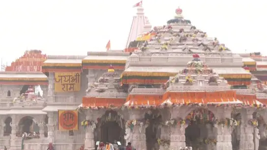 BREAKING: अयोध्या राम मंदिर में भगदड़ मचाने की साजिश नाकाम, भक्तों की भीड़ में गिराया ड्रोन; पुलिस ने दर्ज की FIR Ayodhya Ram Mandir