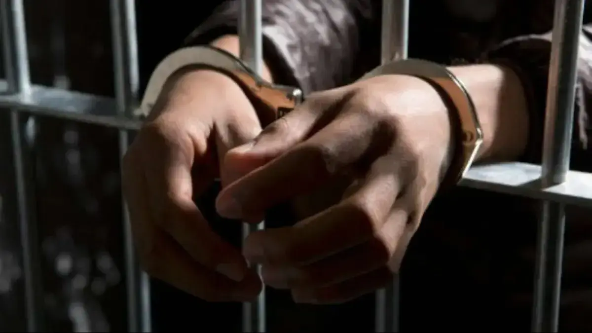 Indian man gets 4 years jail term, 6 strokes of cane for molesting drunk British woman