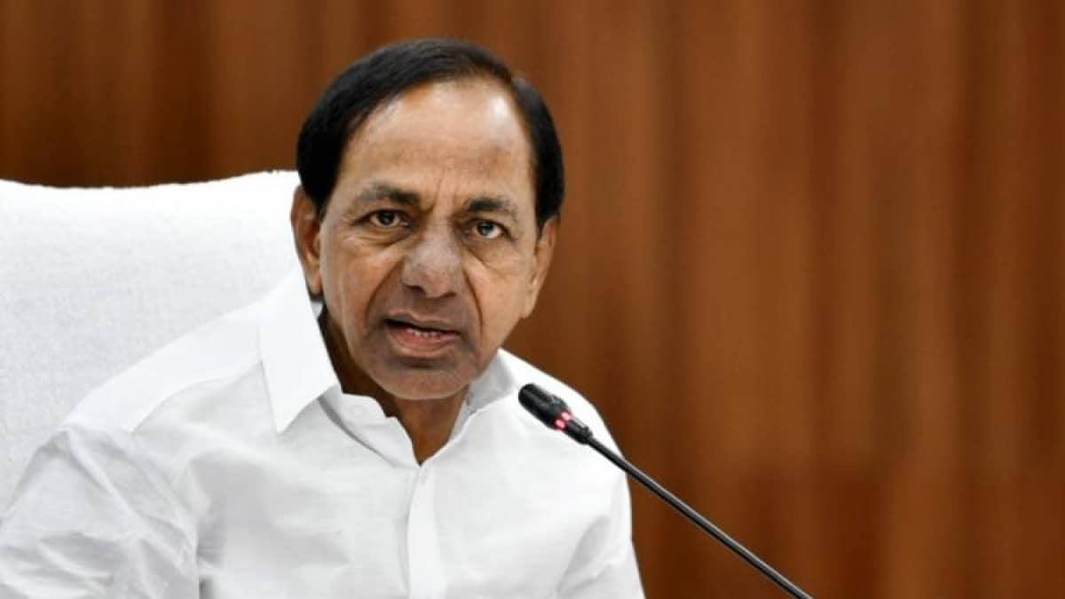 KCR Terms Phone-Tapping Notice 'Illegal', Agrees To Questioning