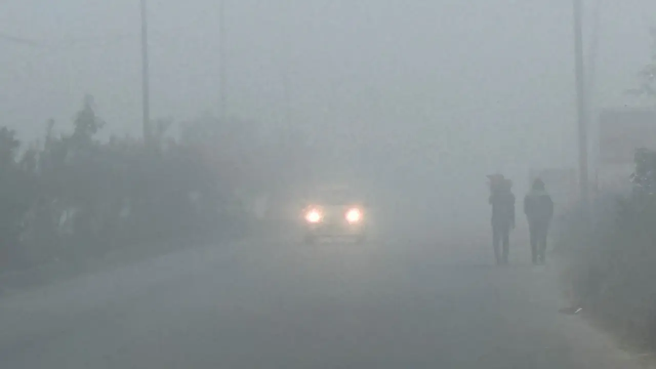 Winter vacation extended for Jammu schools (summer zone) up to class 12 till January 27 Flight, rail operations hit as Jammu shivers colder than valley, Drass