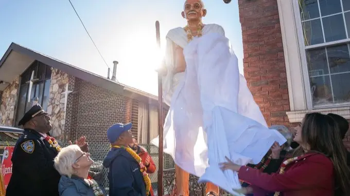 New Mahatma Gandhi statue unveiled outside us temple after 2022 vandalism