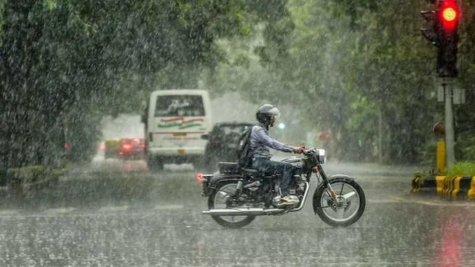 Cyclone Fengal: Chennai Schools Closed Today, 9 TN Districts On Alert ...