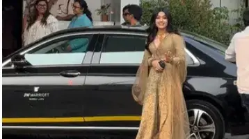 Rashmika Mandanna Elevates Ethnic Charm In Golden Ethnic