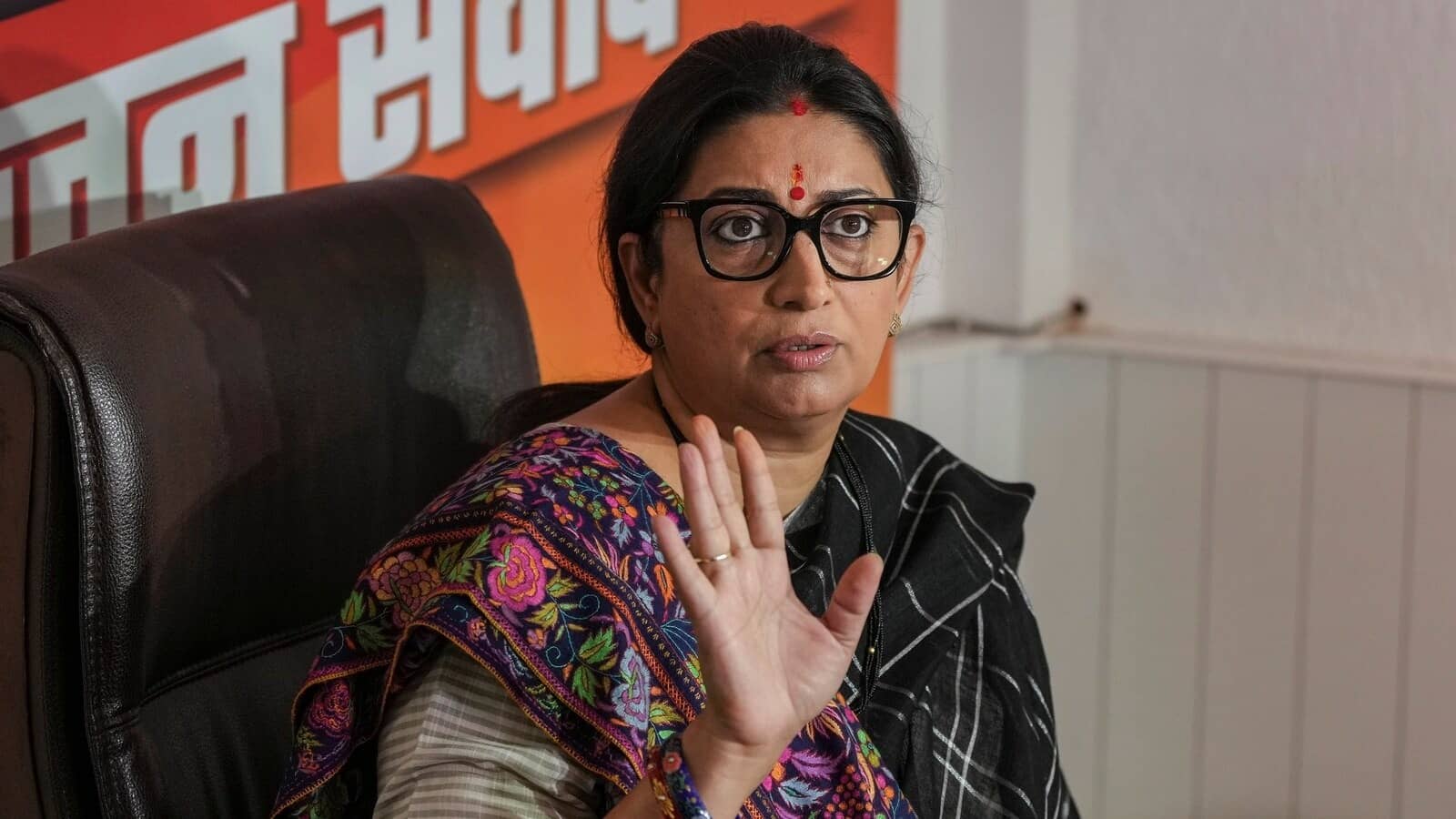 'Mamata Banerjee Doesn't Believe Law Should Be Equal': Smriti Irani Over Delimitation Bill Protest