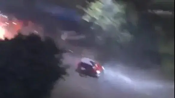 Speeding Car Runs Over Three People in Noida | Republic World