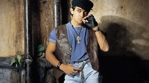 Did Aamir Khan actually perform the train stunt in 1998 film Ghulam? Here's the truth Aamir Khan in Ghulam