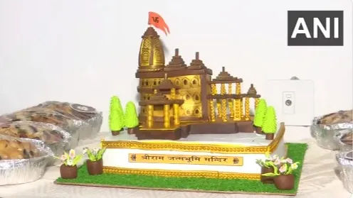 West Bengal artist crafts stunning Ram Mandir themed Christmas Cake, video  viral - Watch - Republic World