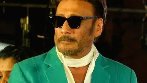 Jackie Shroff Reveals The Story Behind The Viral 'Bhidu' Text To Ananya