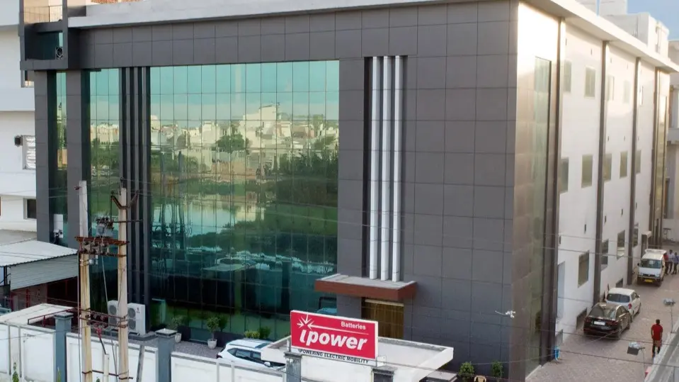 Ipower first to introduce graphene-series lead-acid batteries