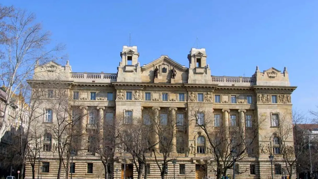 Hungary eyes Treasury bills to cut corporate borrowing costs Hungary