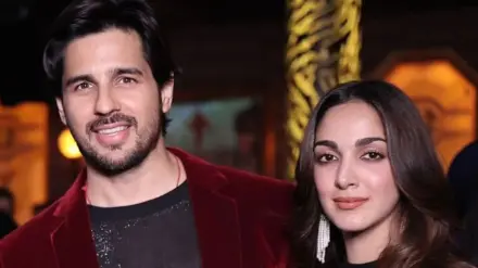 VIRAL PHOTOS: Sidharth Malhotra-Kiara Advani Twin In Black At A Party In Delhi Siddharth Malhotra