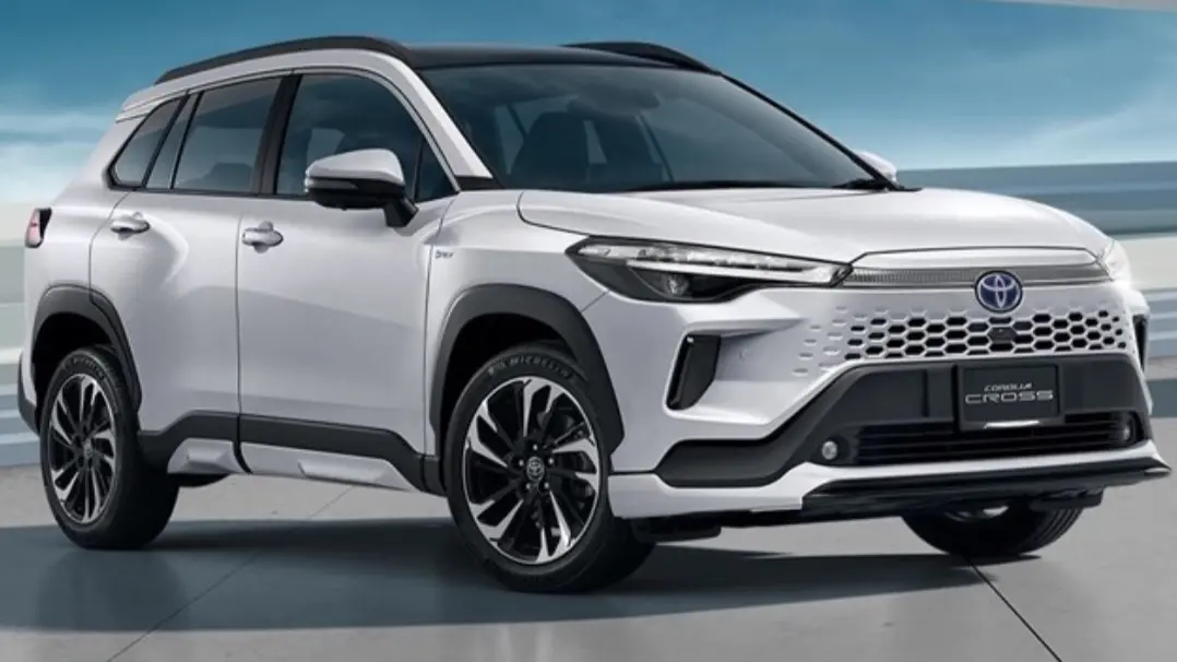2024 Toyota Corolla Cross facelift revelation