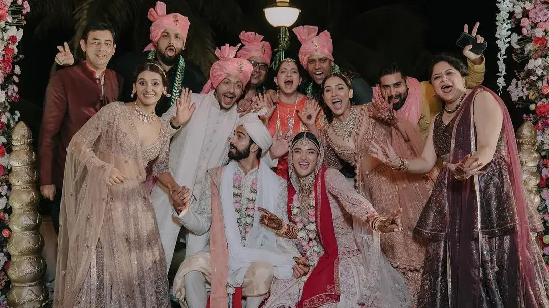 Mukti Mohan's unseen photos from wedding with Kunal Thakur was all about fun, tears and love Mukti Mohan-Kunal Thakur