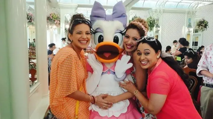 TMKOC's Munmun Dutta Shares Throwback Pictures From Show's Disneyland Shoot Munmun Dutta with TMKOC actors in Disneyland