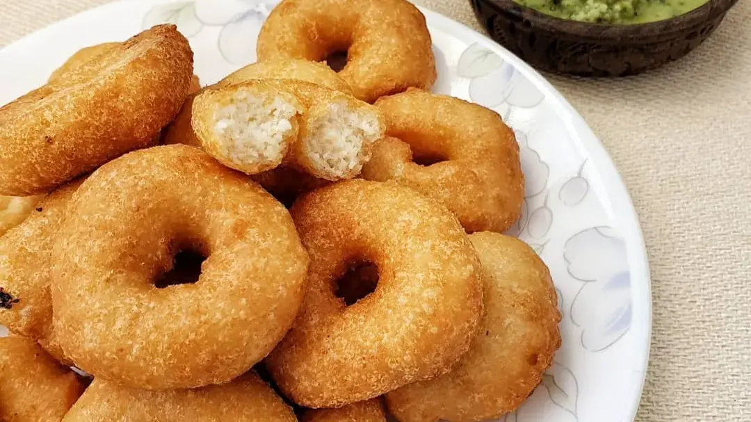 Pongal 2024: Sweet pongal to coconut chutney, traditional dishes to try this festive season Pongal 2024 dishes