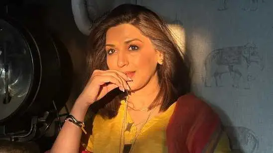 They Wanted Curves: Sonali Bendre Opens Up About Body Shaming Culture in 90s Bollywood Sonali Bendre