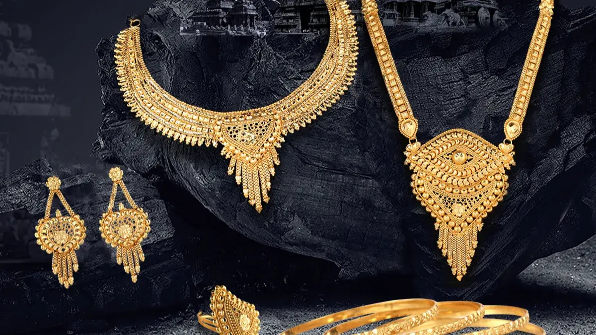 Dhanteras gold rush: Brisk sales in India fueled by softening prices Gold