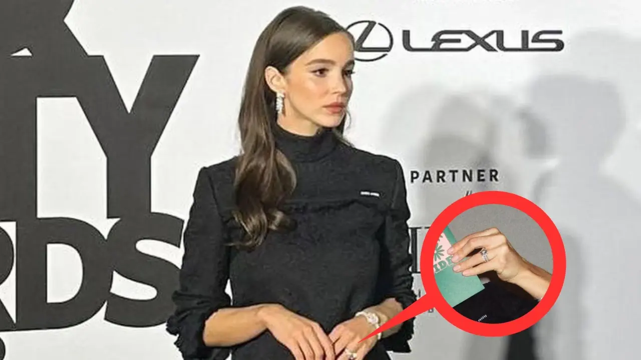 Chris Evans' wife Alba Baptista flaunts wedding ring for first time after secret nuptials Alba Baptista
