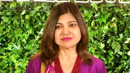 Veteran singer Alka Yagnik attended the bash in a violet suit set.