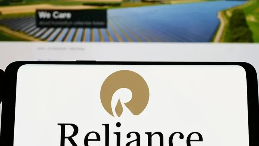 Reliance Infrastructure's net loss widens to Rs 3,298.35 crore in December quarter