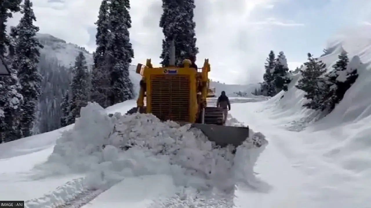 Fresh snow jammu kashmir