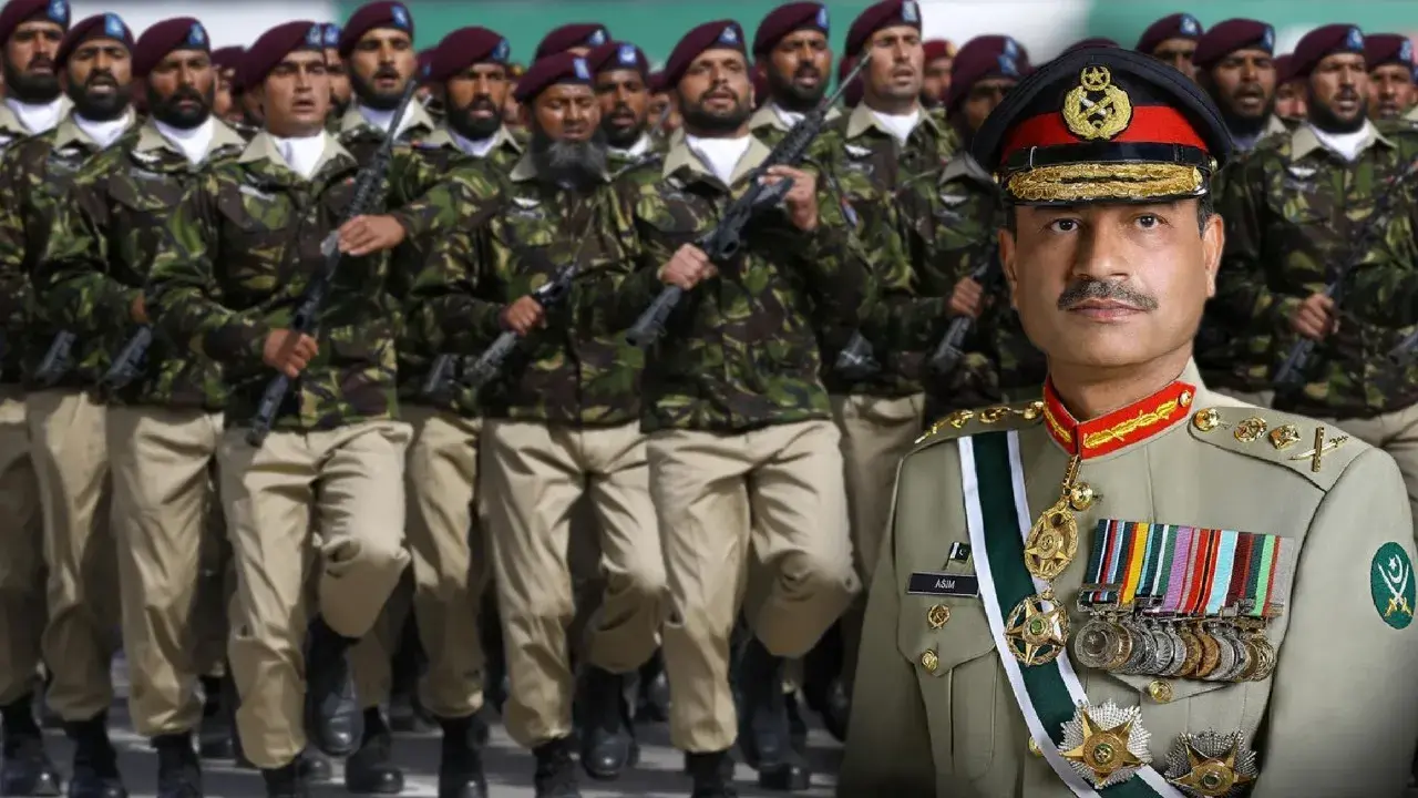 Pakistan’s Twitter Ban Sparks Debate on Psychological Warfare and Freedom of Expression Pakistan Army Chief