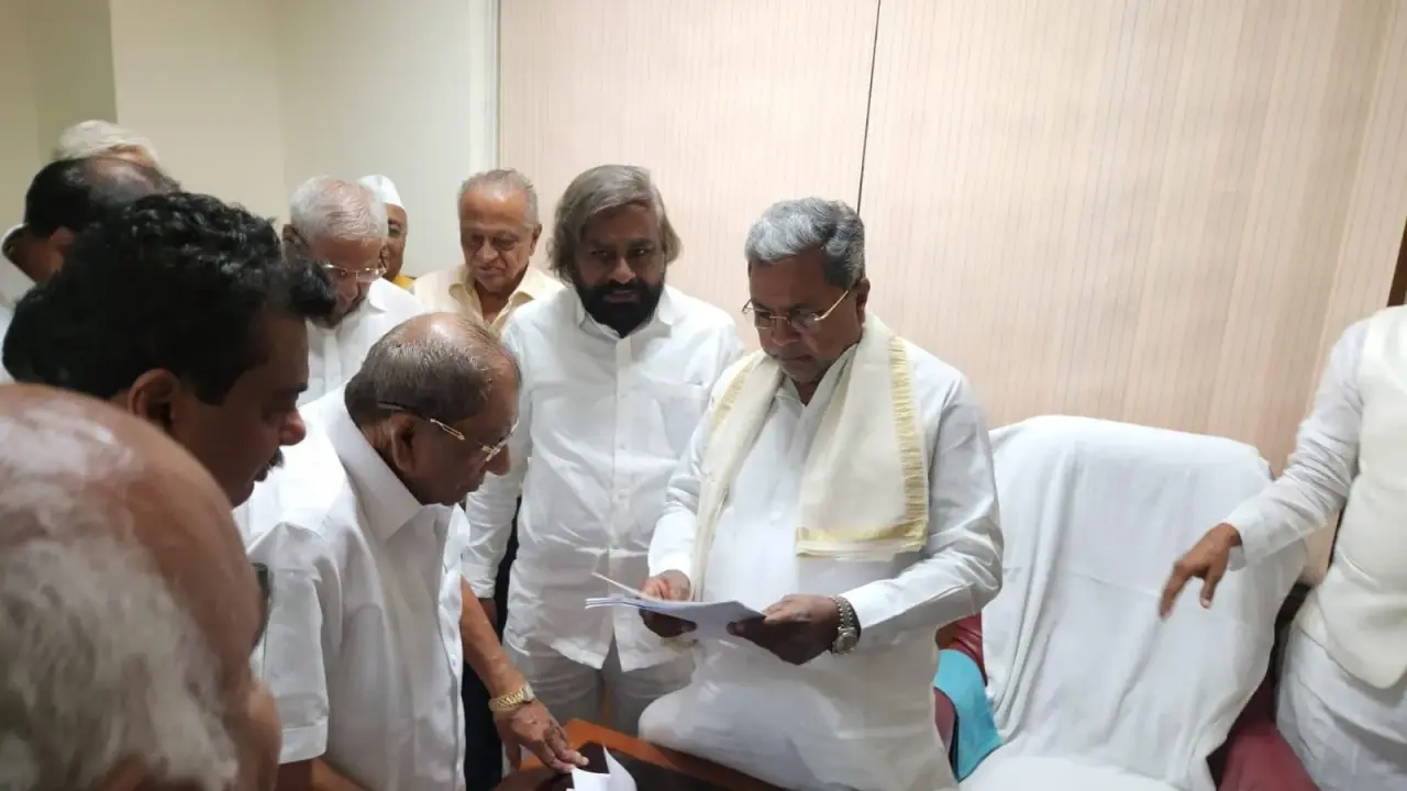 Controversy over Karnataka Caste Census Sparks Political Dissatisfaction