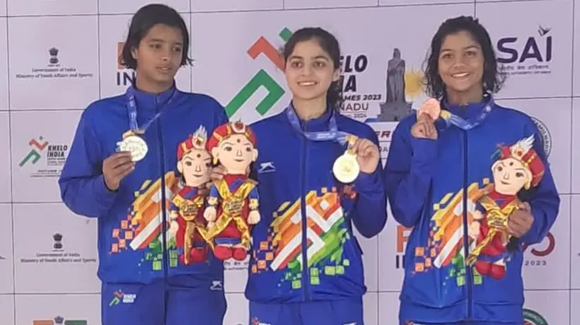 KIYG 2023: Swimmer Palak Joshi lowers her own senior national mark to win 200m backstroke gold Palak Joshi