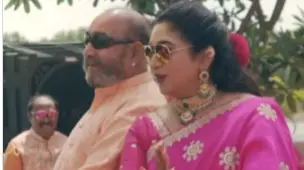 Tamil Veteran Actor Vijayakumar Dances At Granddaughter Diya's Wedding In A Viral Video | WATCH Vijayakumar