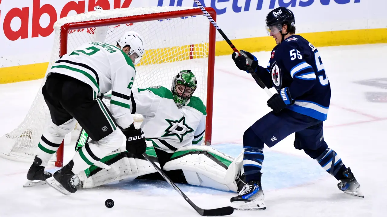 Wyatt Johnston's goal and assist lift Stars over Jets 3-2 Wyatt Johnston